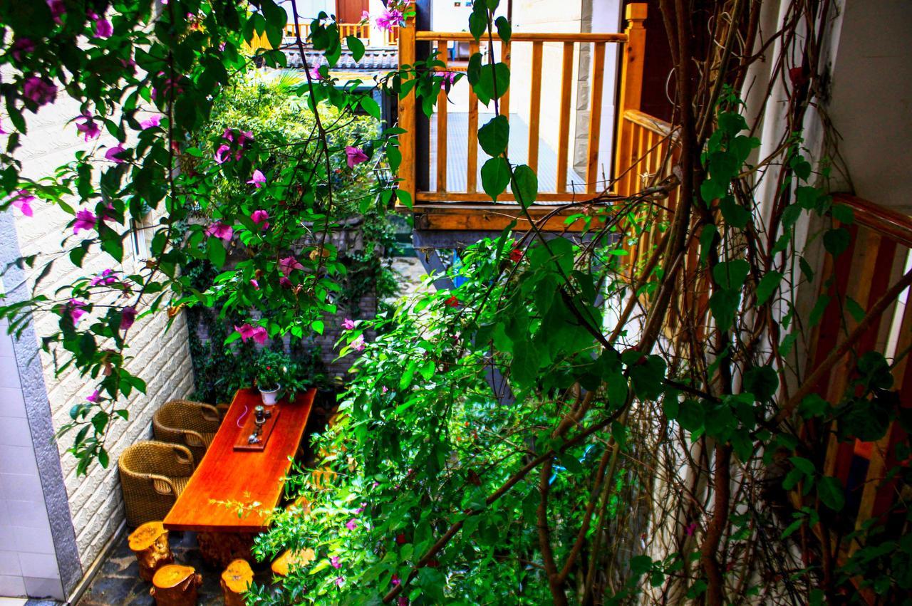 Dali Lao Shay Youth Hostel Екстериор снимка
